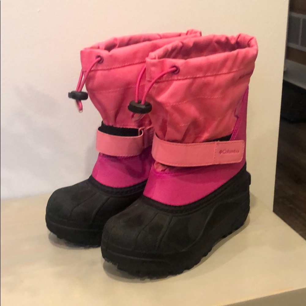 NWOT girls Columbia Winter Boots